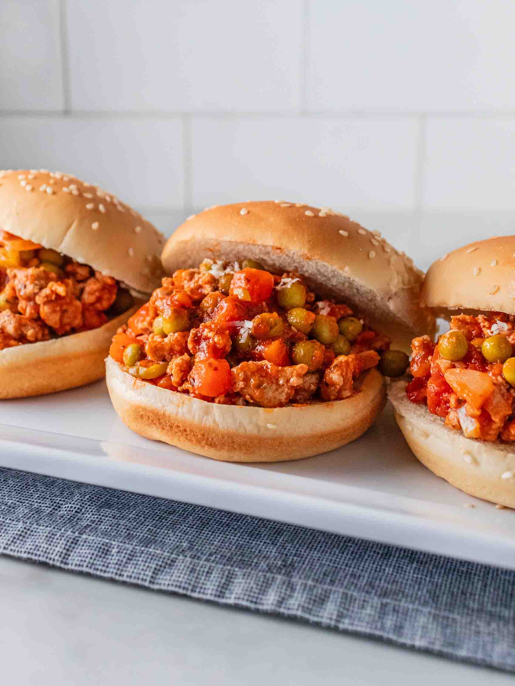 Turkey Bolognese Sandwich with Peas & Carrots