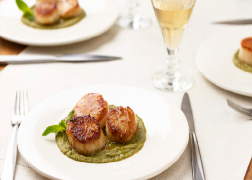 roasted-diver-scallops-over-pea-puree