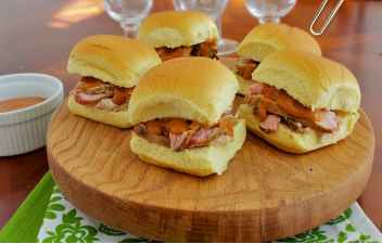 Sweet and Spicy Peachy BBQ Pork Sliders