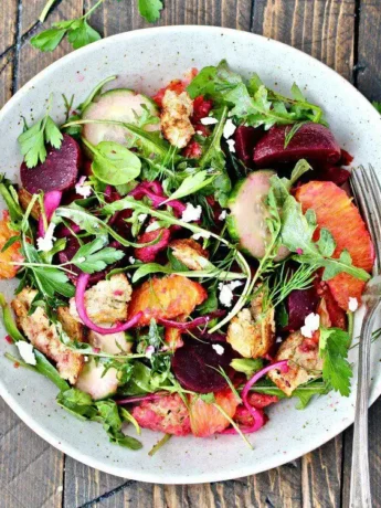 Beet-Panzanella-Salad