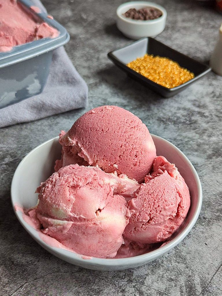 Beet & Ricotta Cheesecake Swirl Ice Cream - Libby's Vegetables