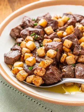 Air-Fried-Garlic-Butter-Steak-and-Potatoes