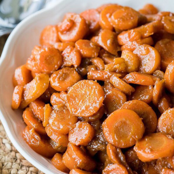 Brown-Sugar-Glazed-Carrots-2-675x945-1